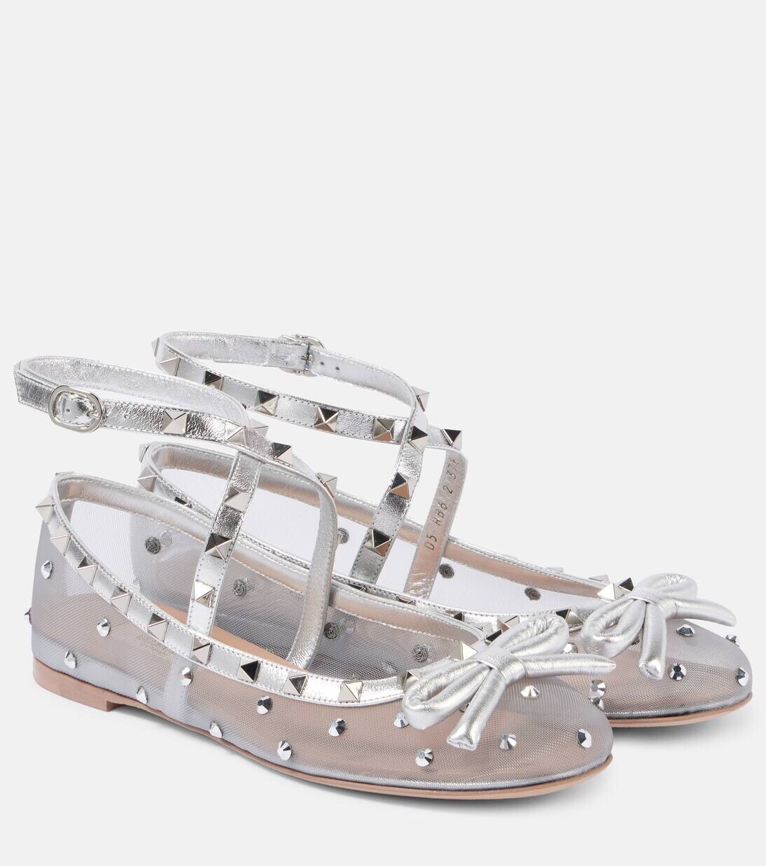 Балетки Rockstud из сетки с бантом Valentino Garavani, цвет pastel grey/silver/silver