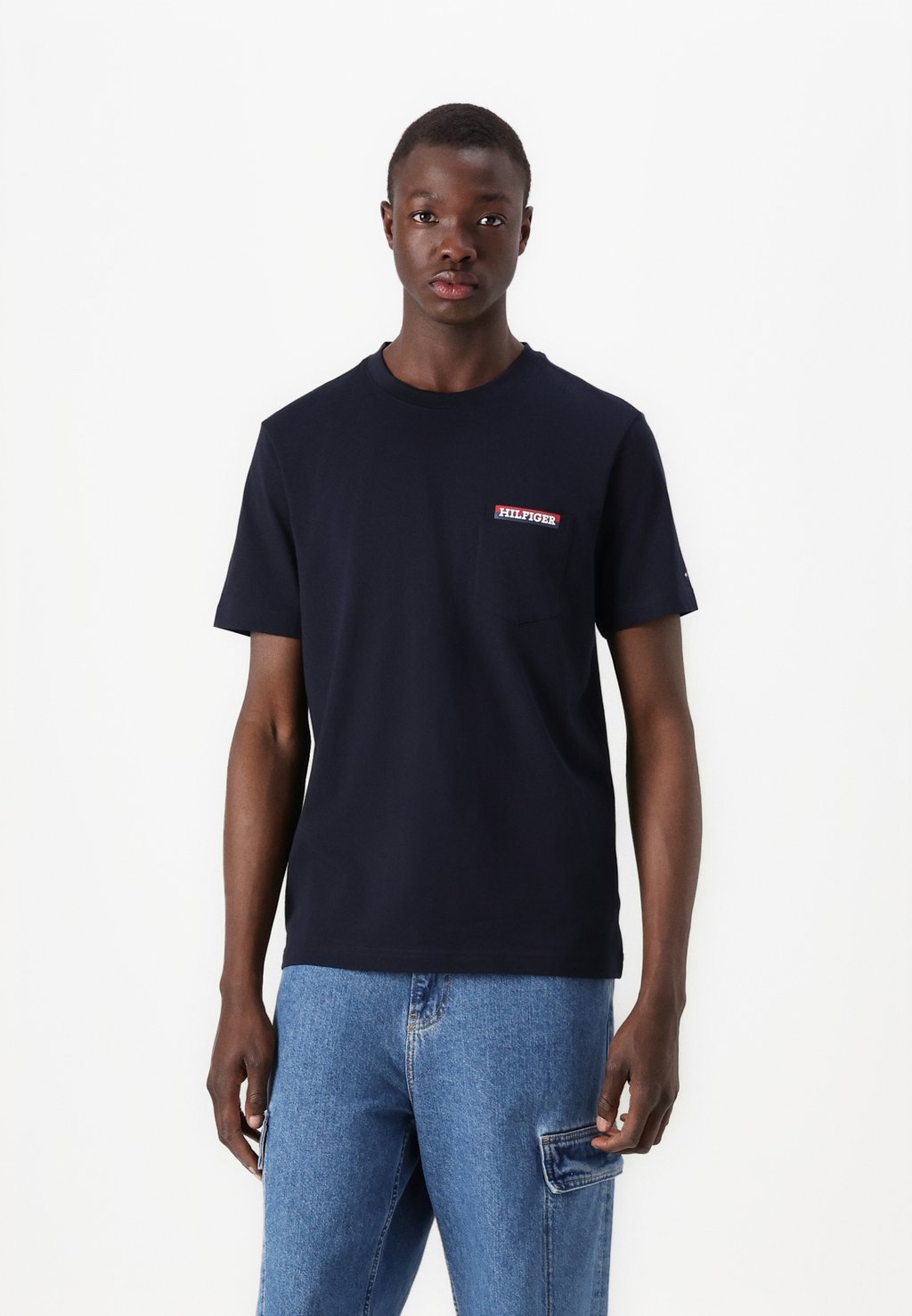 

Базовая футболка AMERICANA MONOTYPE POCKET TEE Tommy Hilfiger, темно-синий