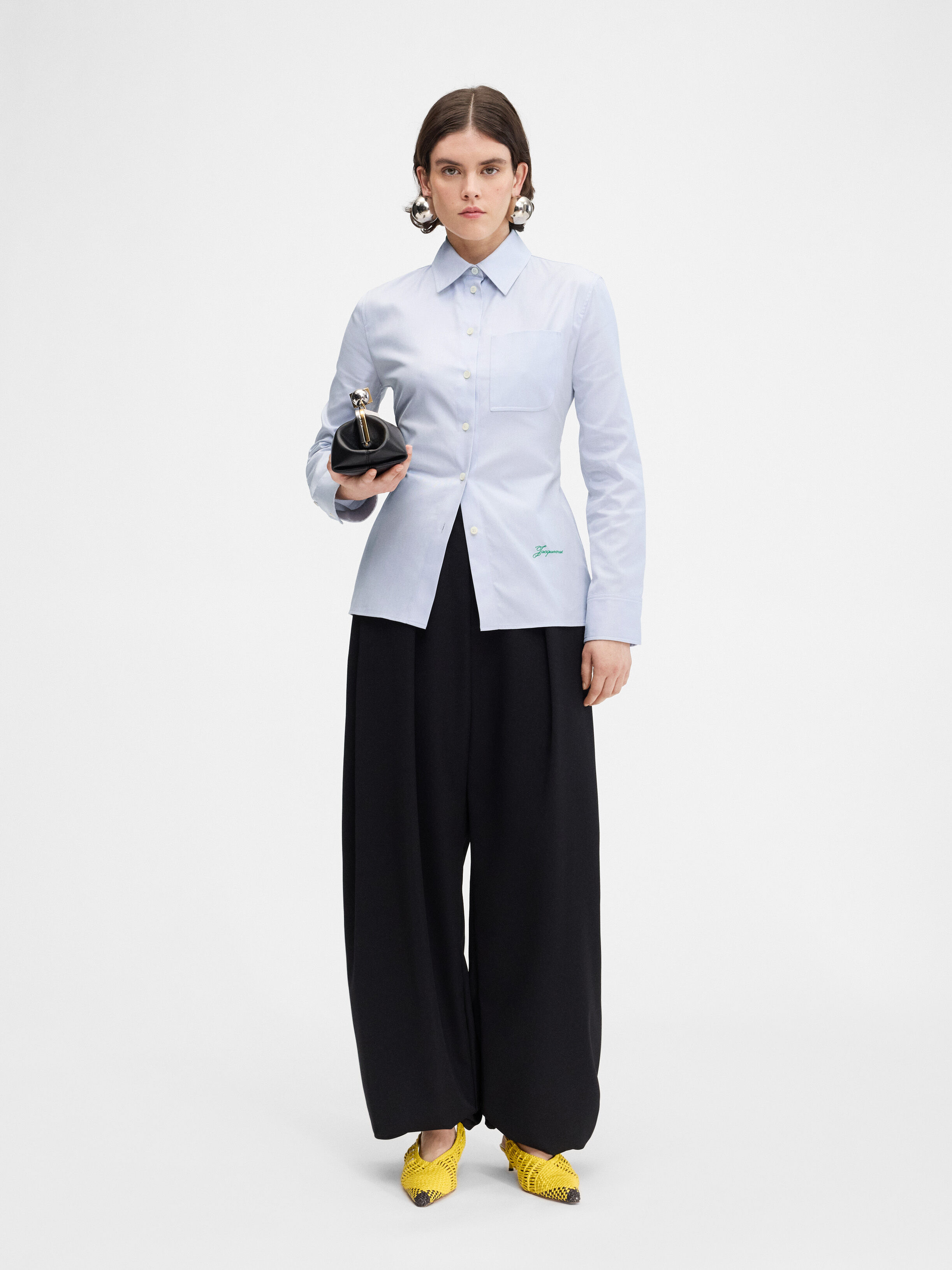 

Рубашка с открытой спиной JACQUEMUS The suit shirt, цвет Light Grey
