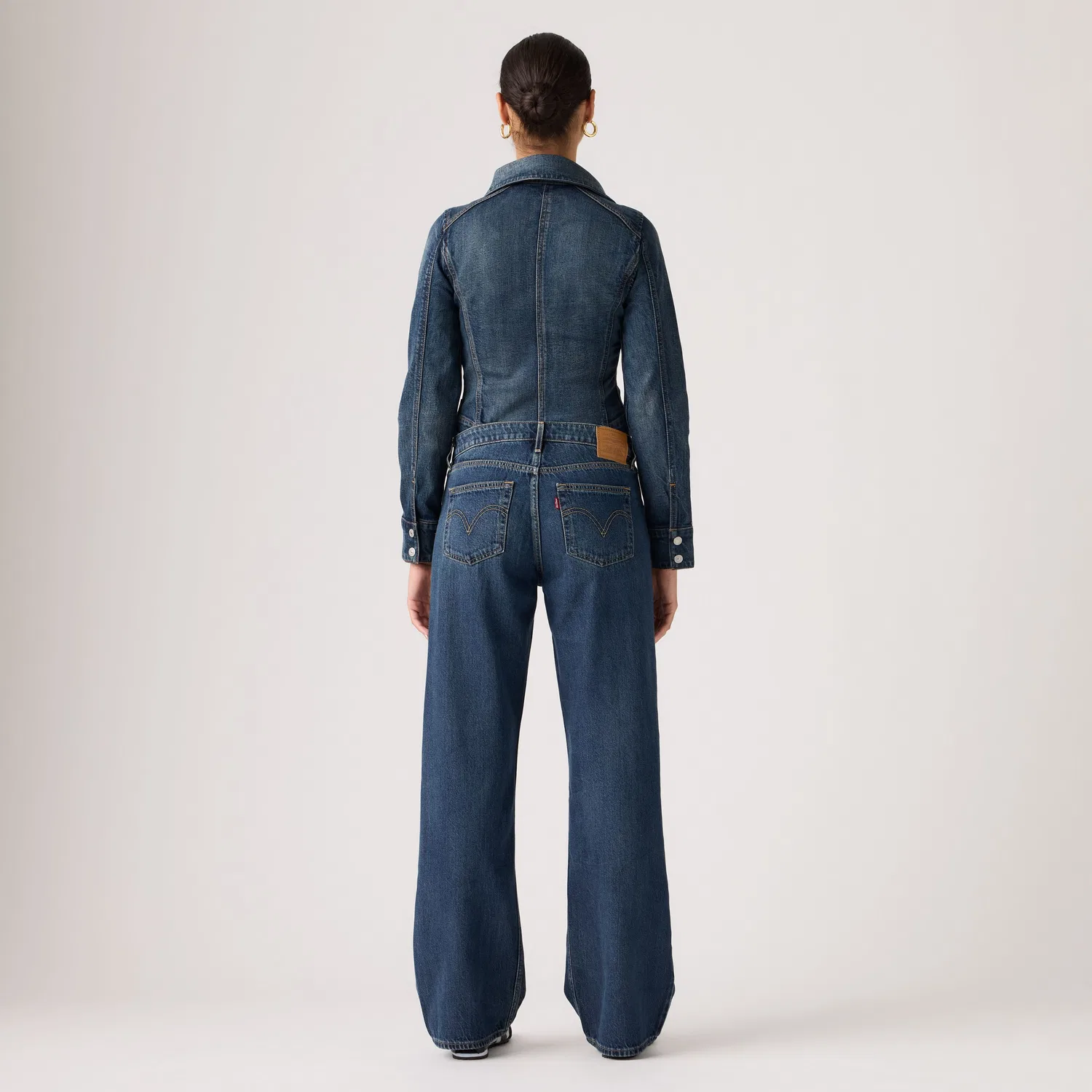 Женские джинсы свободного кроя с низкой посадкой и легкой посадкой Levi's, Medium Wash — фото 3