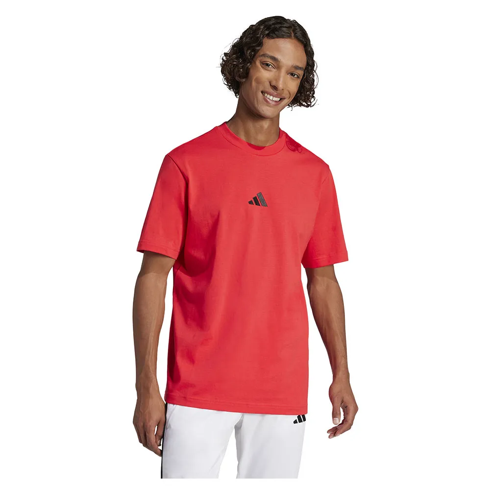 

Футболка с коротким рукавом adidas Essentials Small Logo Single Jersey, красный