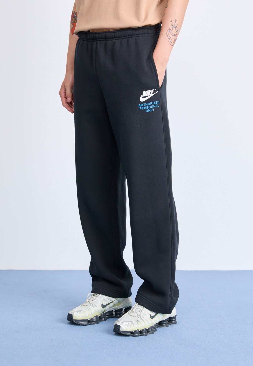 

Спортивные штаны PANT Nike Sportswear, черный