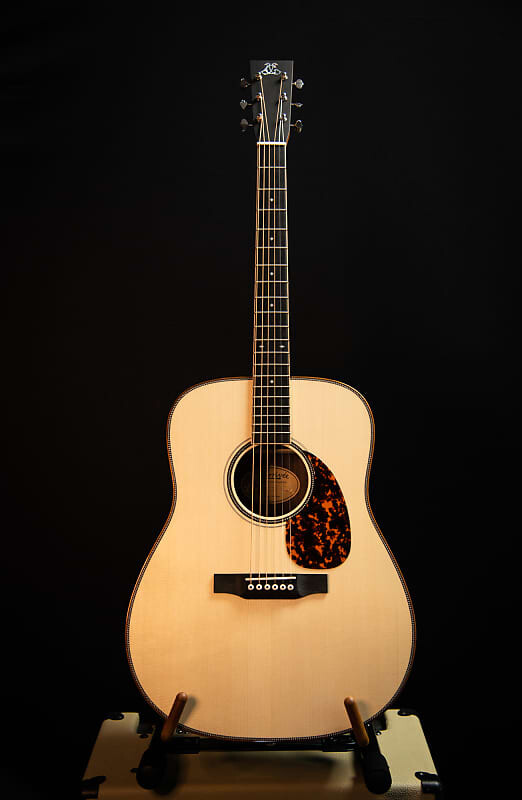 

Акустическая гитара Larrivée D-60 JCL Special Ltd Edition Moon Spruce & Rosewood