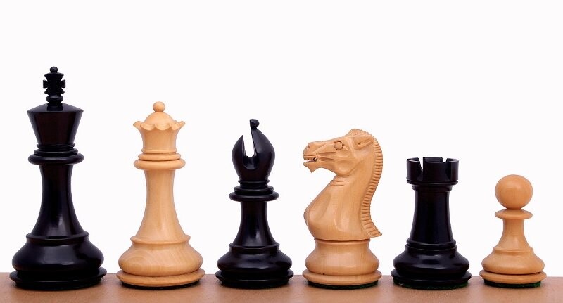 

Шахматные фигуры Stallion размером 3,75 дюйма Sunrise Chess & Games