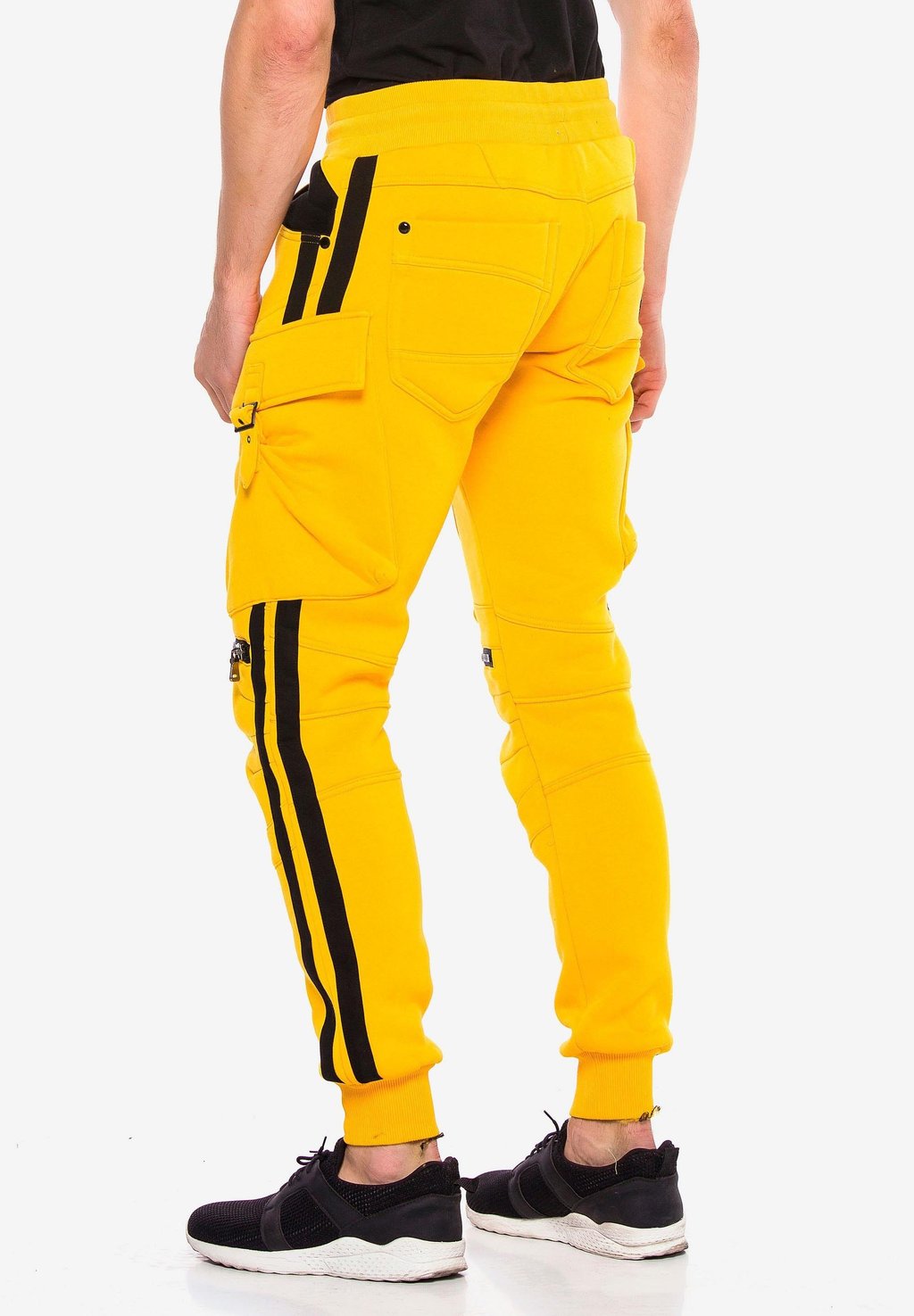 

Спортивные брюки JOGGING PANTS Cipo & Baxx, желтый