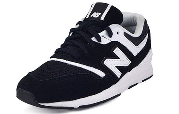 Кроссовки 697 New Balance, черный — фото 2