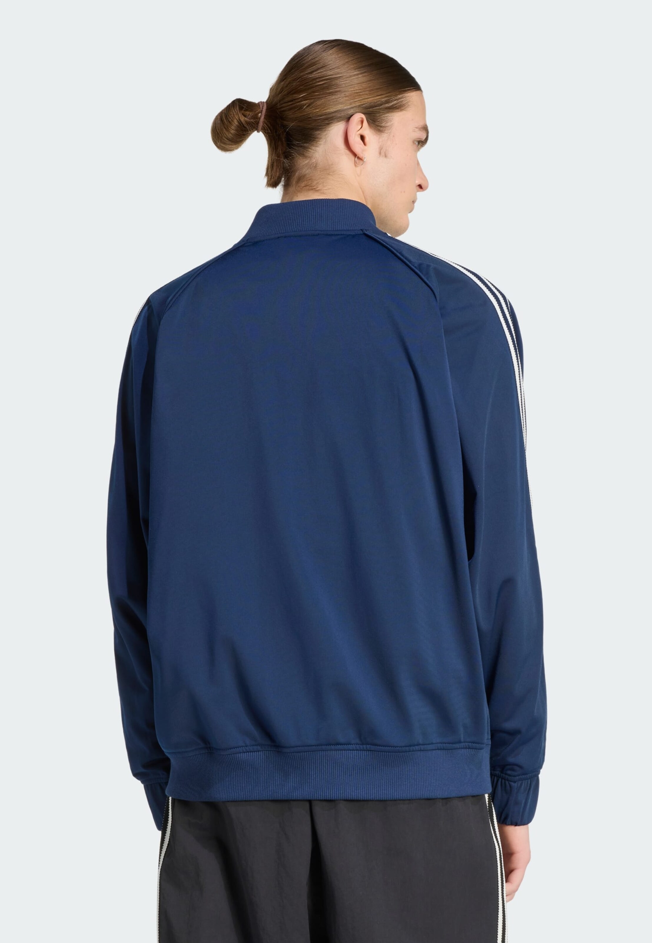 Adidas Originals Куртка межсезонная 'Britcore Superstar' в цвете Marine Blue — фото 3