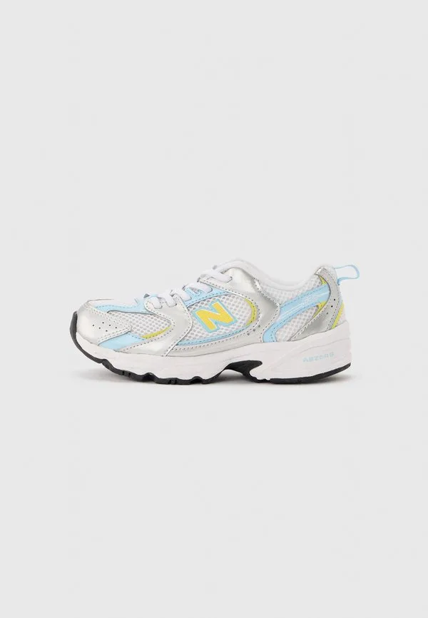 530 кроссовки светло-серебристого/голубого цвета New Balance, Light Silver-Coloured/Cloud Blue
