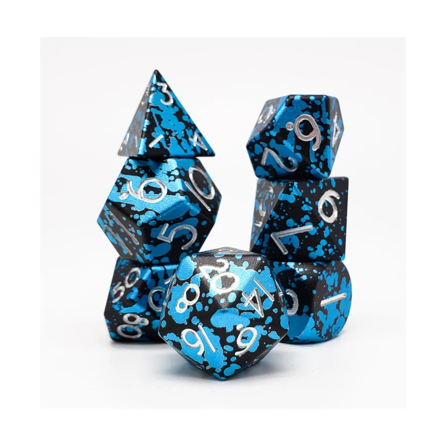 

Набор из двойного анодированного полиэстера — синий и черный (7), Aluminium Solid Dice (Level Up Dice)
