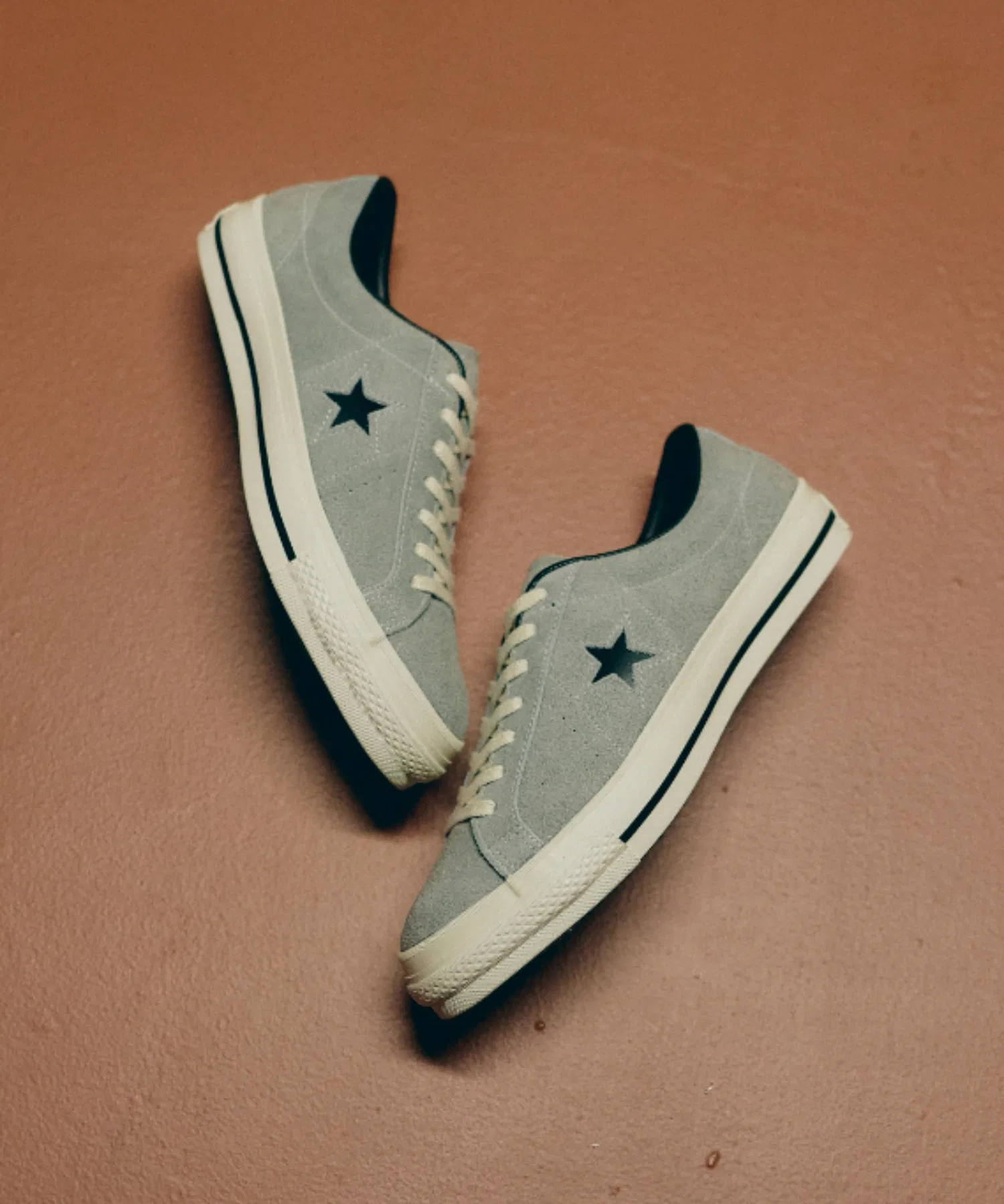Мужские/Женские кроссовки CONVERSE ONE STAR J SUEDE 33702500 — фото 4