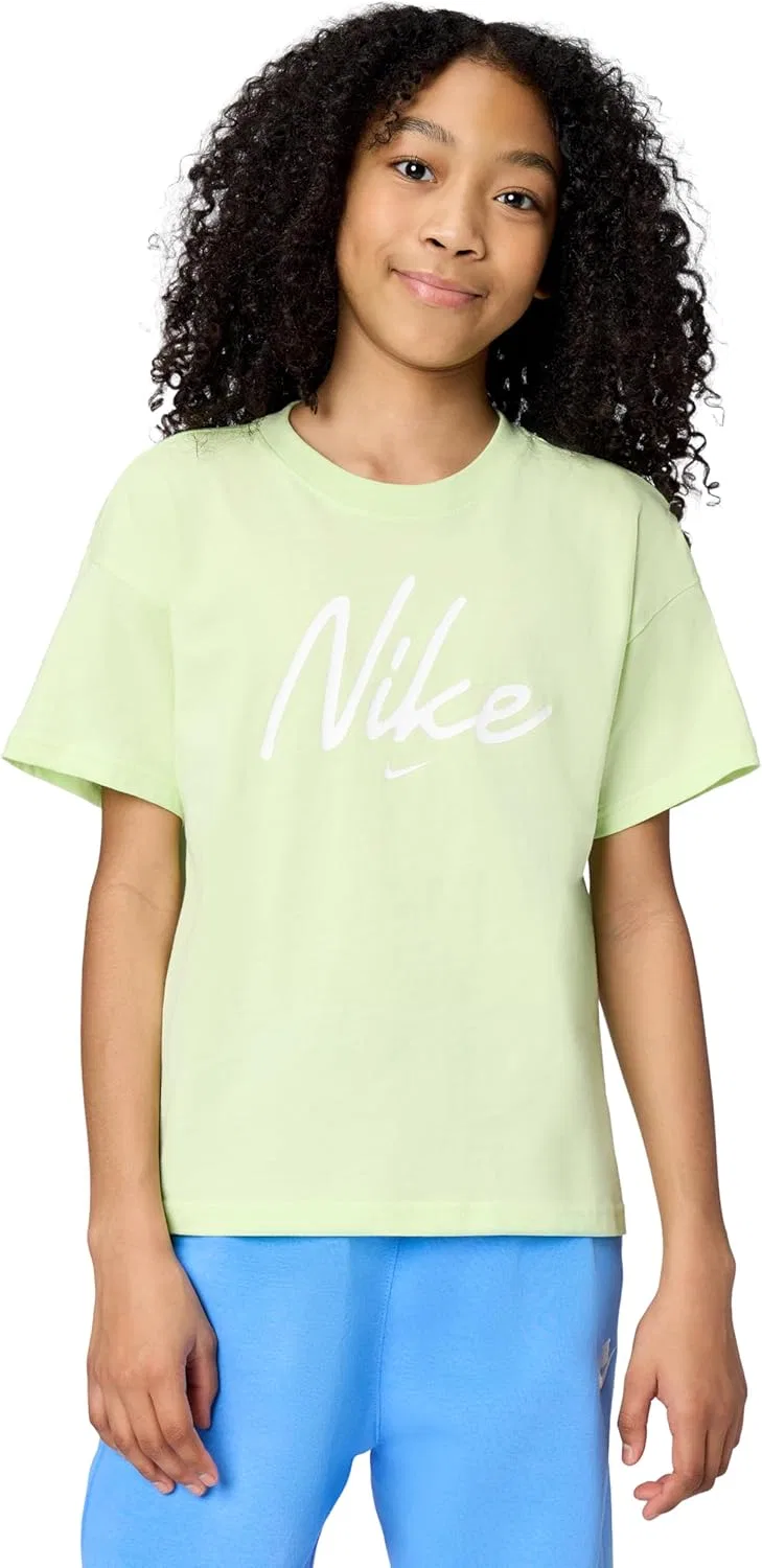 Футболка для девочек Nike Sportswear Club, цвет Light Liquid Lime