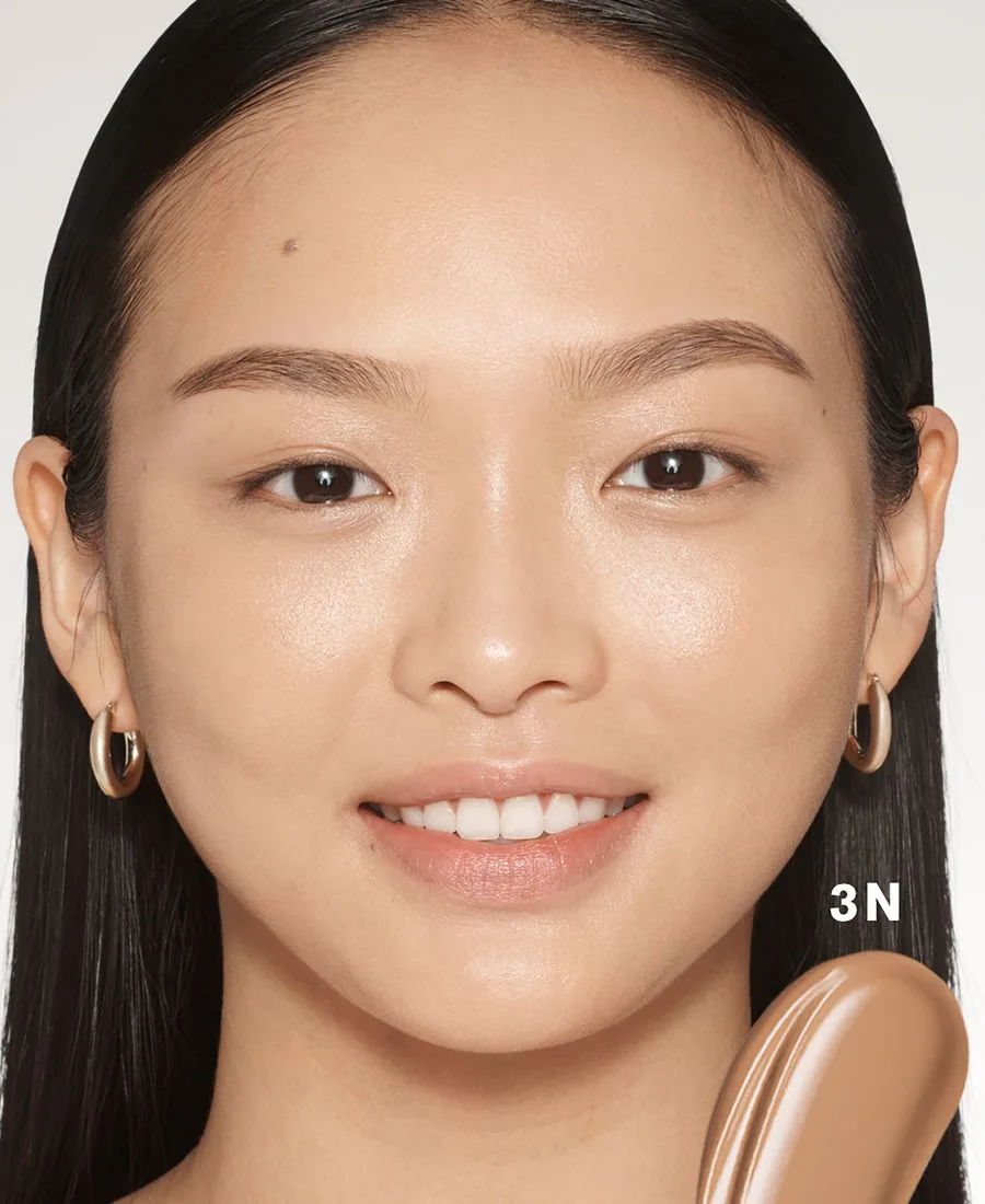 Футуристический осветляющий консилер Soft Touch с витамином С Estée Lauder, 3N Mediu — фото 3