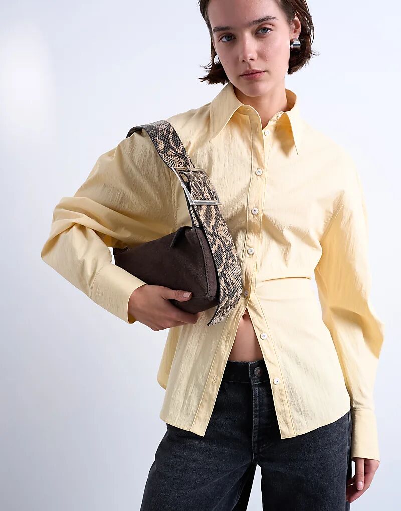 

Сумка Topshop Scarlett из натуральной кожи и замши с контрастным ремешком шоколадного и змеиного цветов