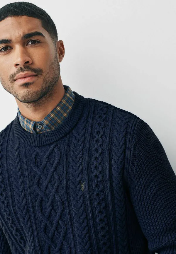 Классический крой, клетчатый оксфордский джемпер-накидка Next, New Navy Blue Aran Cable — фото 4