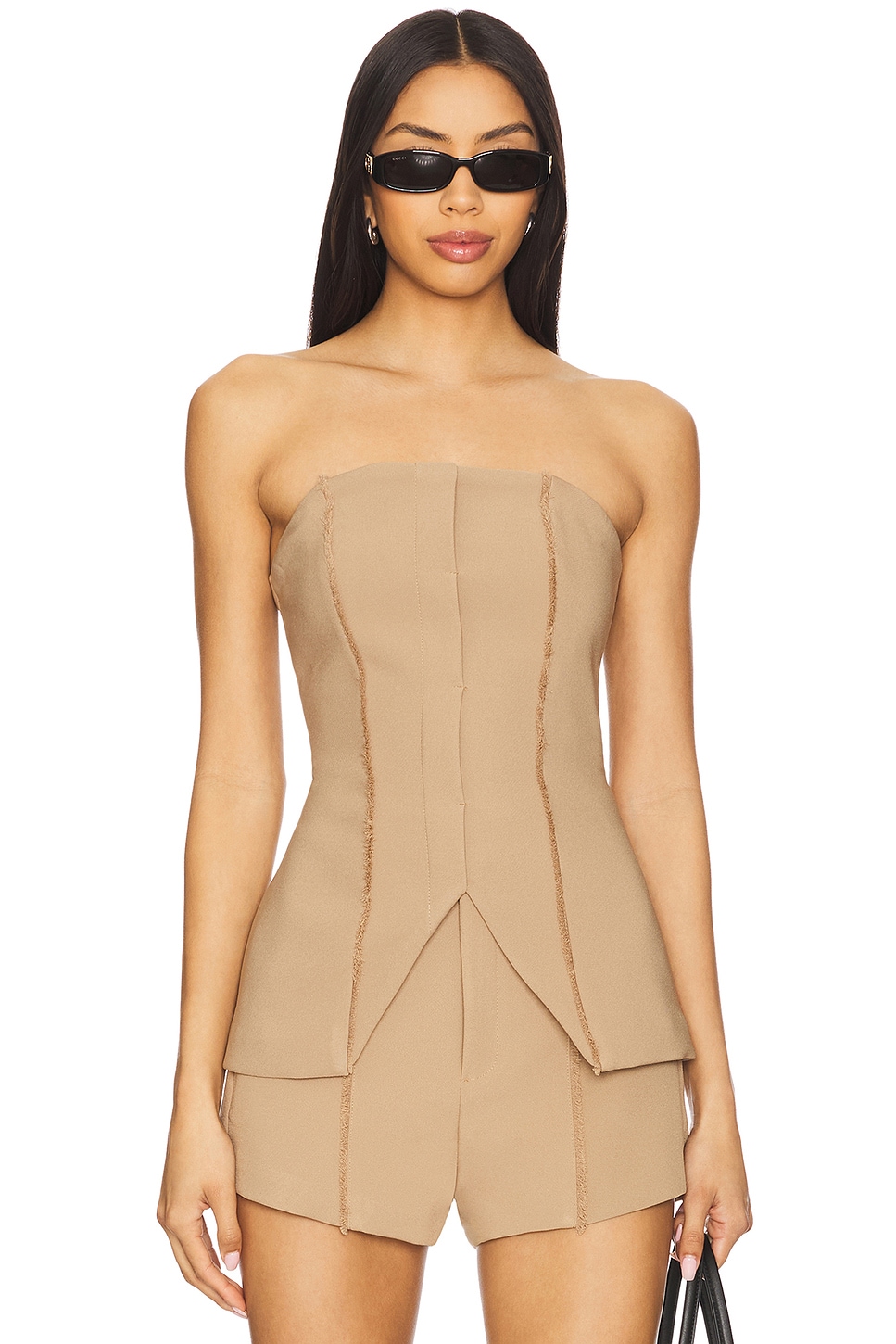 

Топ Liz от Nonchalant Label, camel