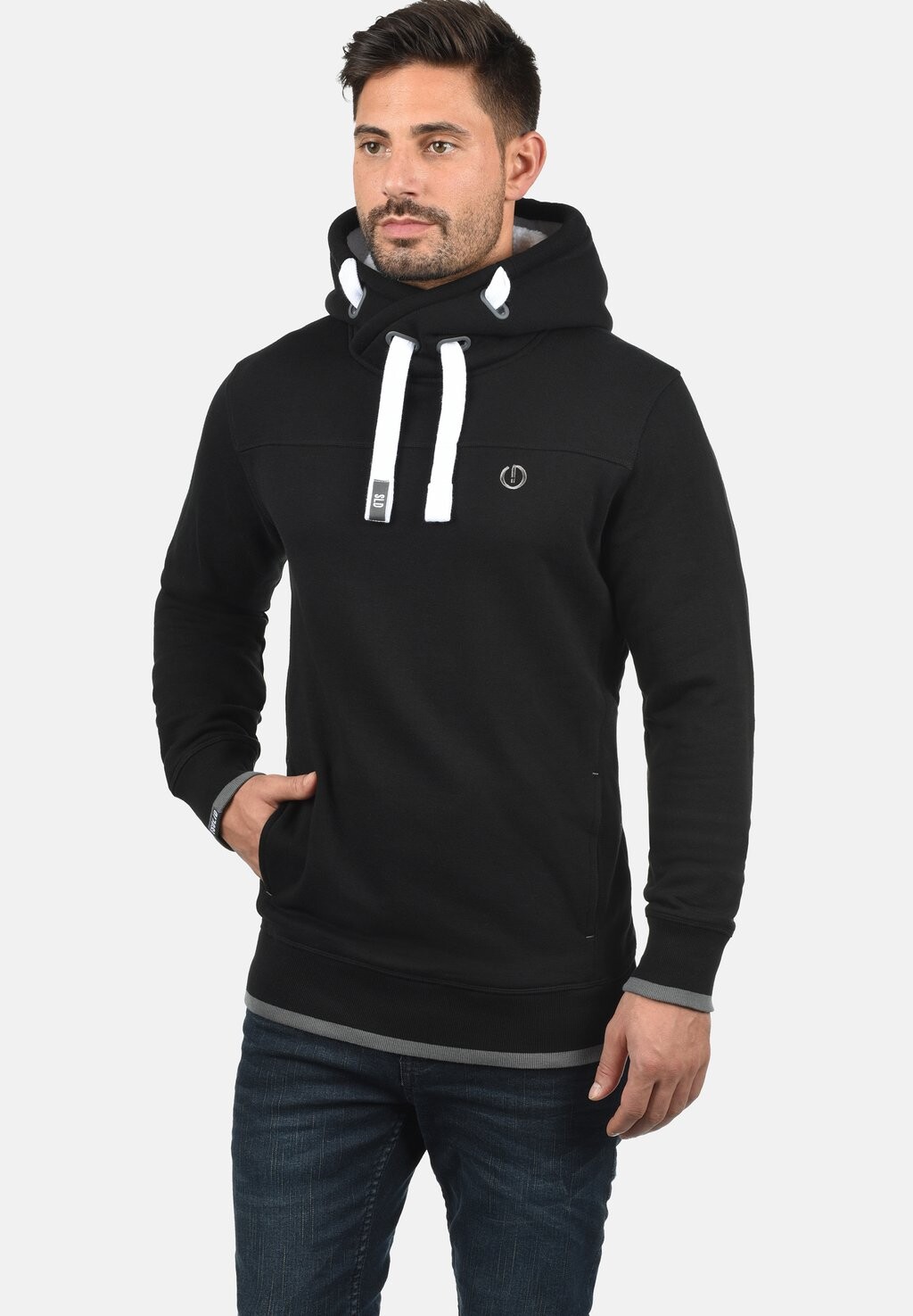 

Толстовка Sdbenjaminhood Solid, черный