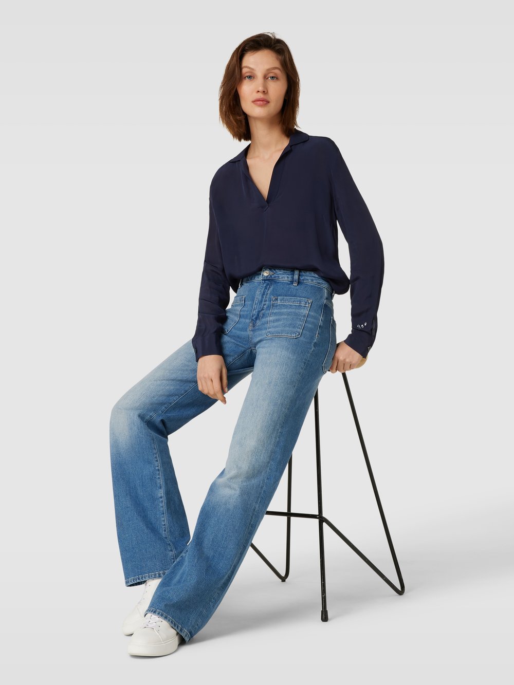 

Блузка с воротником-лацкан ARMANI EXCHANGE, темно-синий