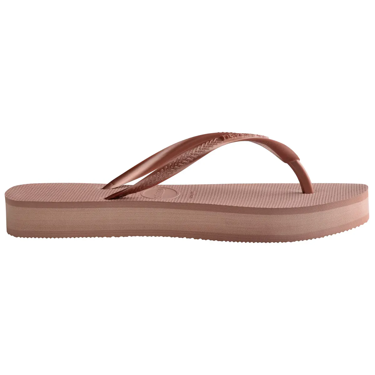 Женские тонкие шлепанцы на плоской подошве Havaianas, цвет Rosa — фото 2