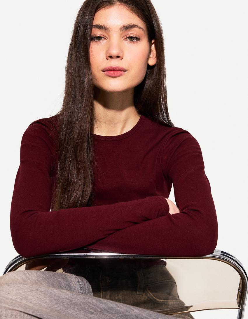 

Футболка с длинным рукавом Bershka, бургундия