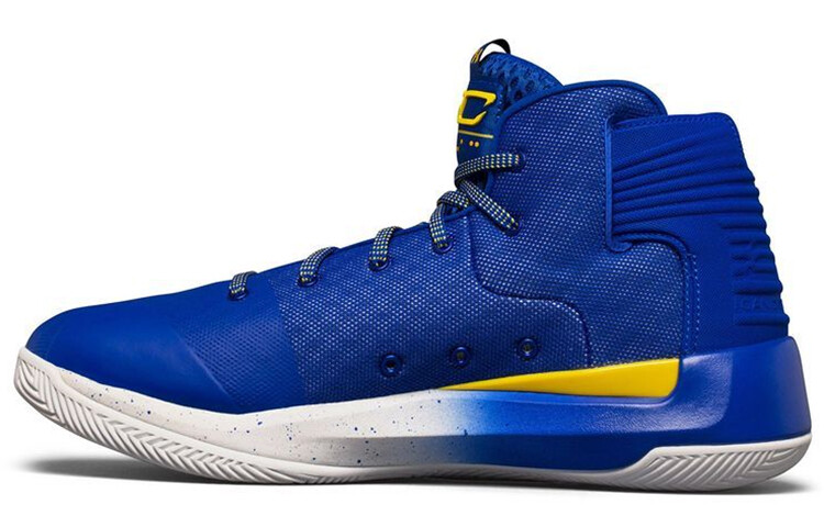 

Мужские баскетбольные кроссовки Under Armour Curry 3