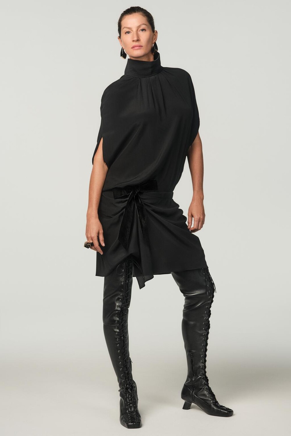 

Короткое платье с поясом x Stefano Pilati ZARA, черный