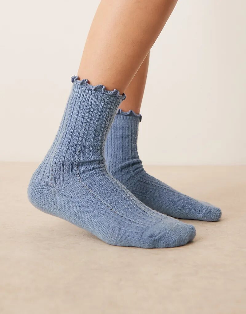 

Носки ASOS DESIGN крючком с оборкой по краю пыльно-голубого цвета