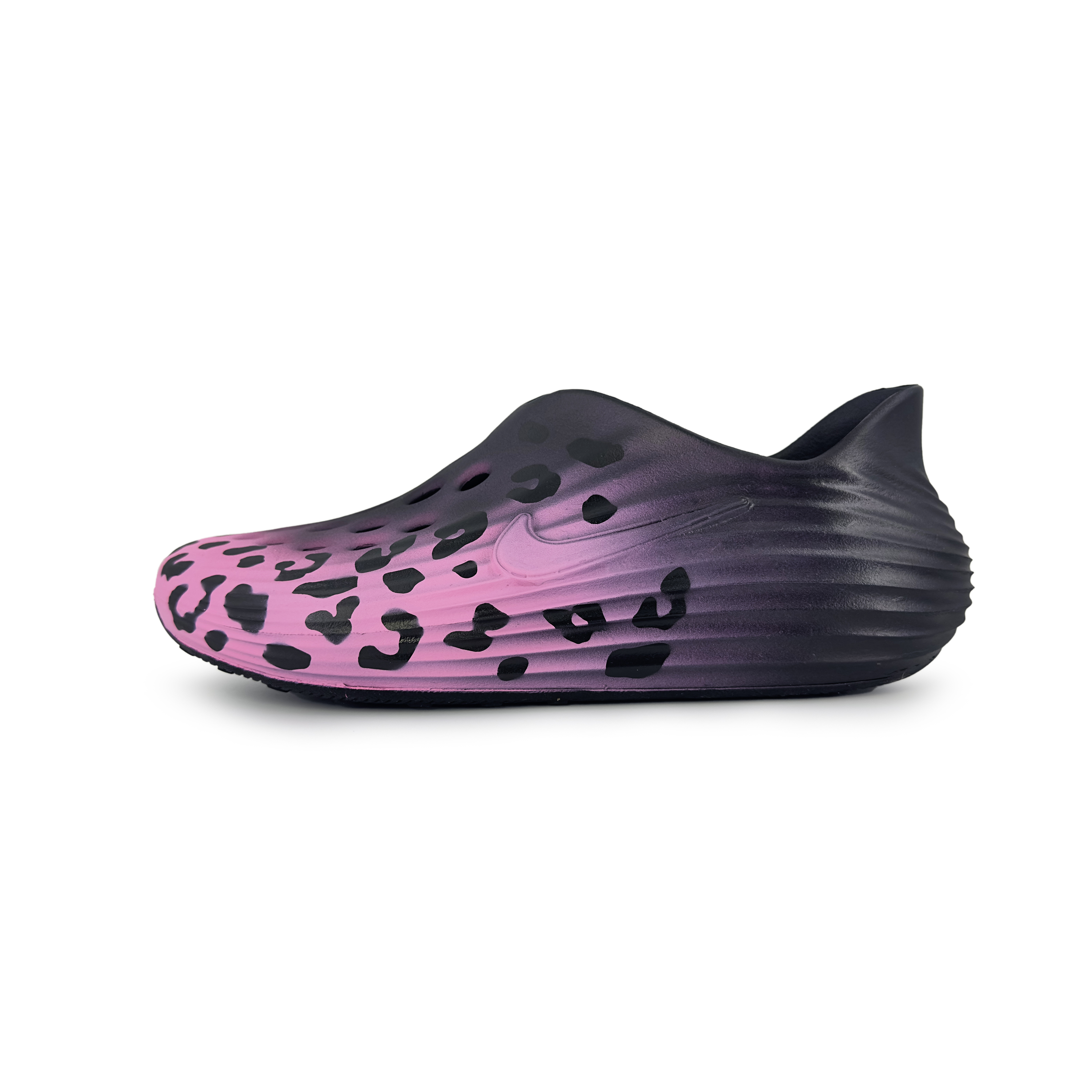 Nike Сабо ReactX Rejuven8 Strawberry Milk унисекс, черно-розовые