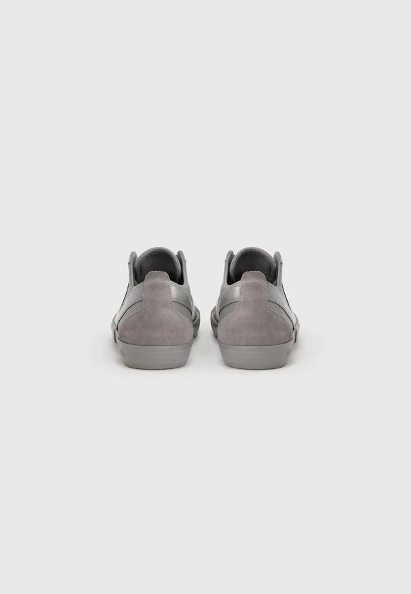 Наклонные низкие кроссовки Diesel, Steeple Gray — фото 3