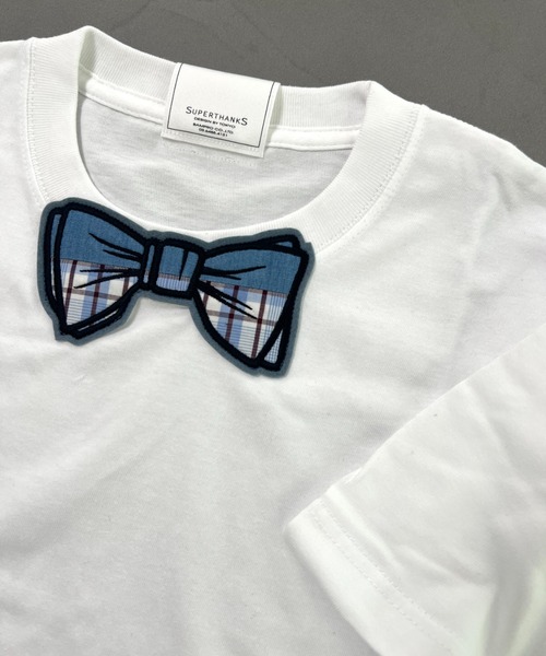 

Футболка с нашивкой-бабочкой, оверсайз SUPERTHANKS, бело-синяя