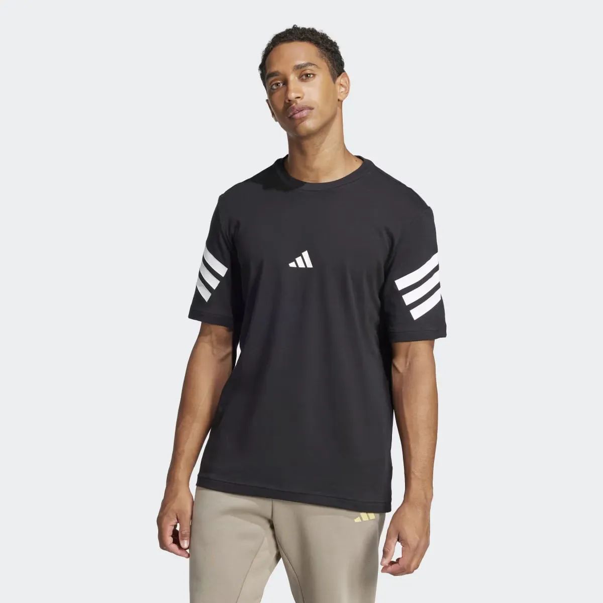 

Мужская футболка Adidas Future Icons 3 полоски, чёрный