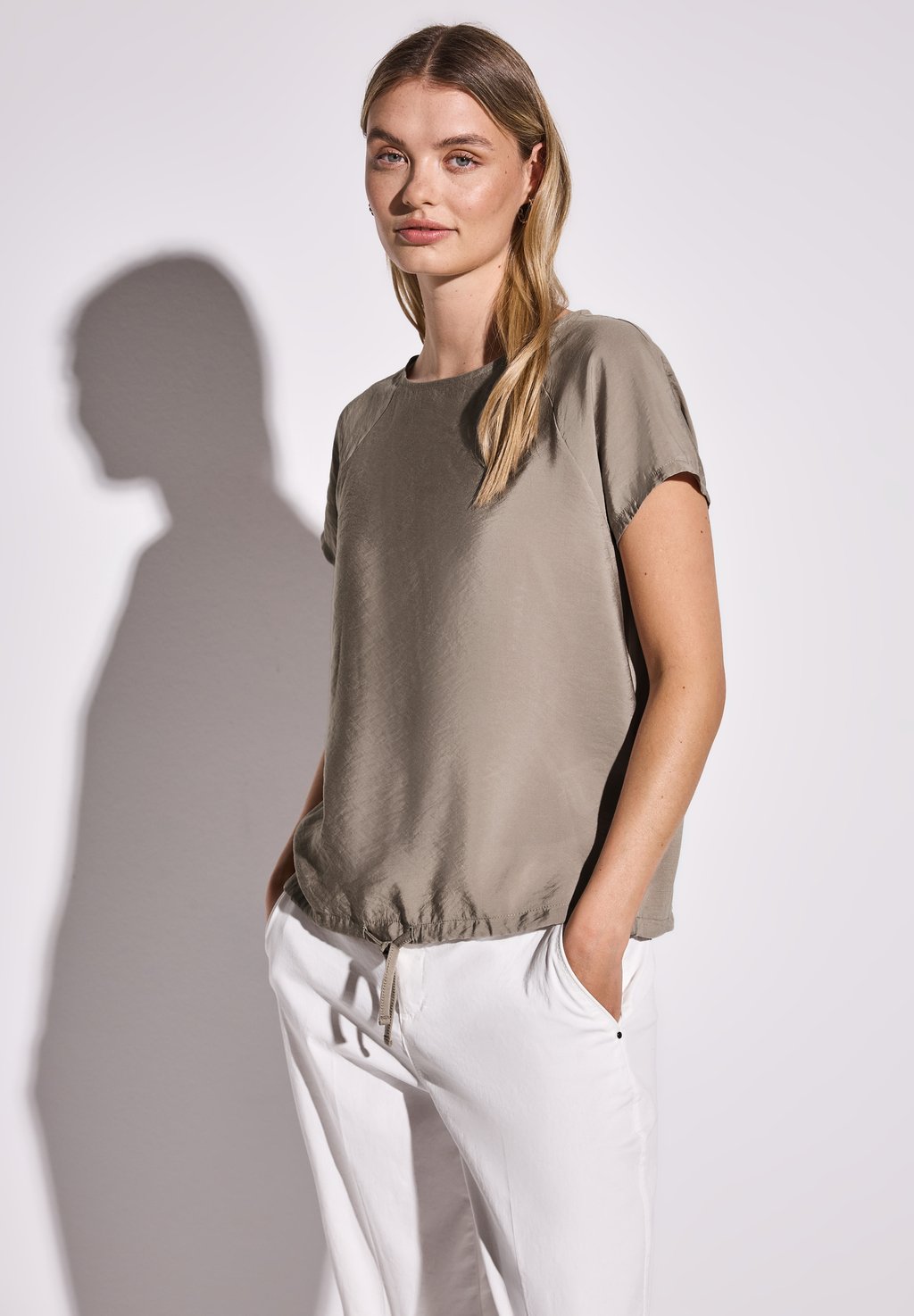 

Блуза MIT TUNNELZUG - Basic T-shirt Street One, серо-коричневый