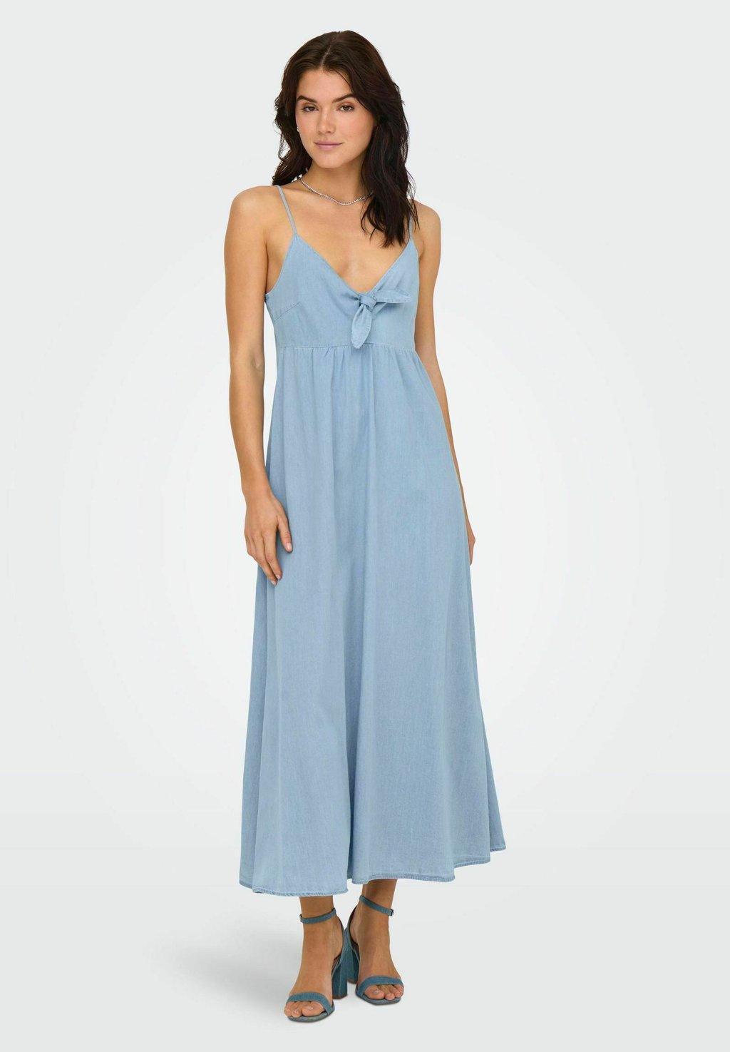 

Джинсовое платье LNOVA LANGES - Maxi dress ONLY, цвет Light Blue Denim