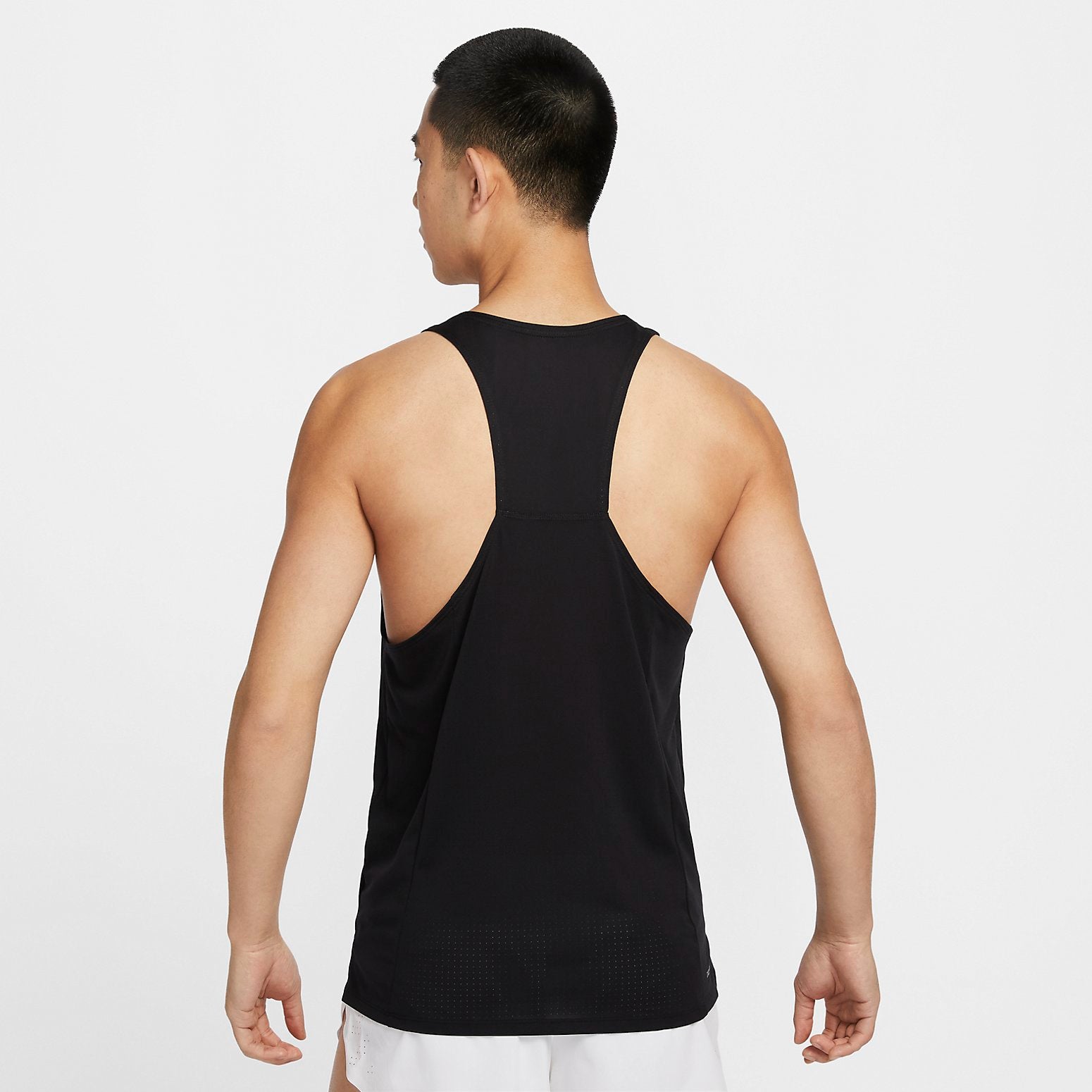 Спортивный топ Nike Dri-FIT Fast Single Tank Top 'Black' FN4230-010, черный — фото 3