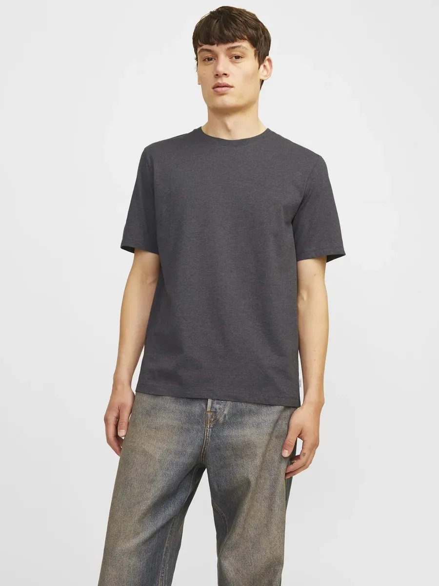 

Рубашка Jack & Jones с круглым вырезом "JJJEORGANIC MELANGE TEE SS O-NECK NOOS", серый