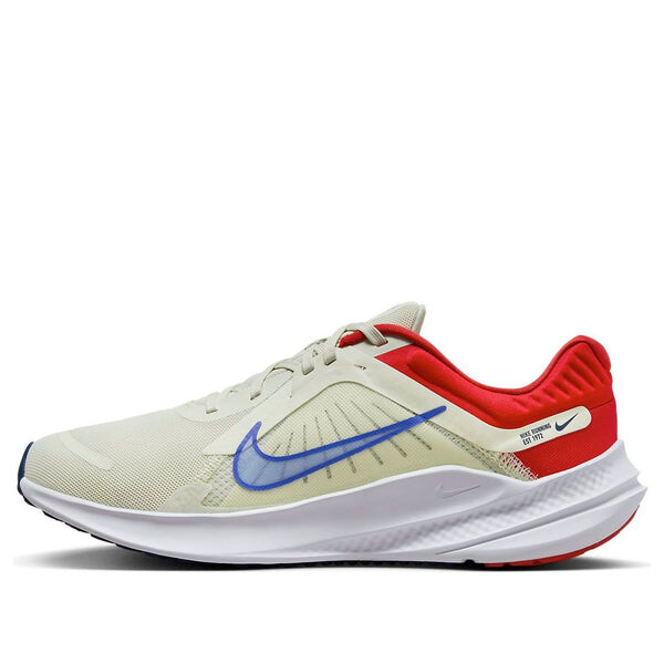 

Кроссовки квест 5 Nike, бежевый