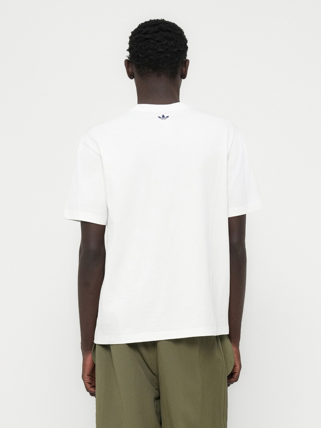 Adidas Originals Футболка в белом цвете — фото 3