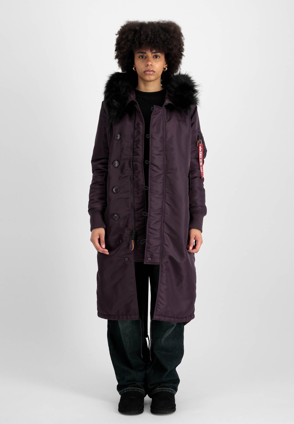 

Парка FISHTAIL Alpha Industries, фиолетовый
