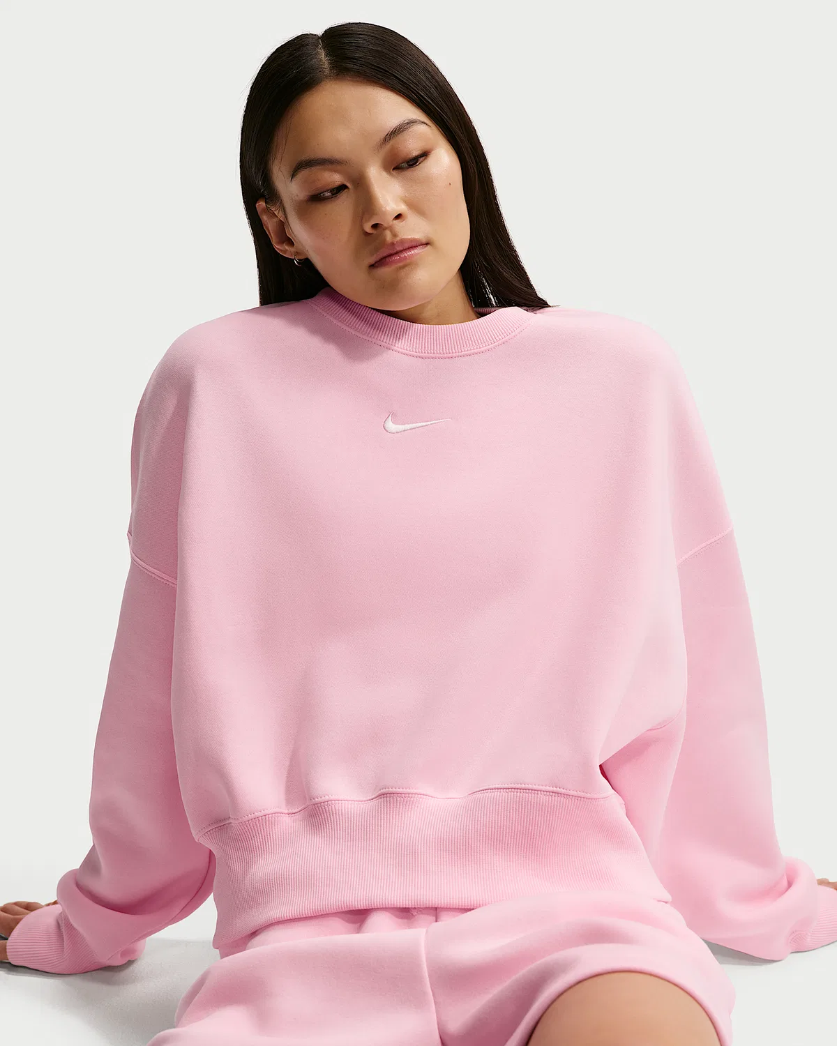 Женский оверсайз-свитшот с круглым вырезом Nike Sportswear Phoenix Fleece, Pink Foam/Sail — фото 3