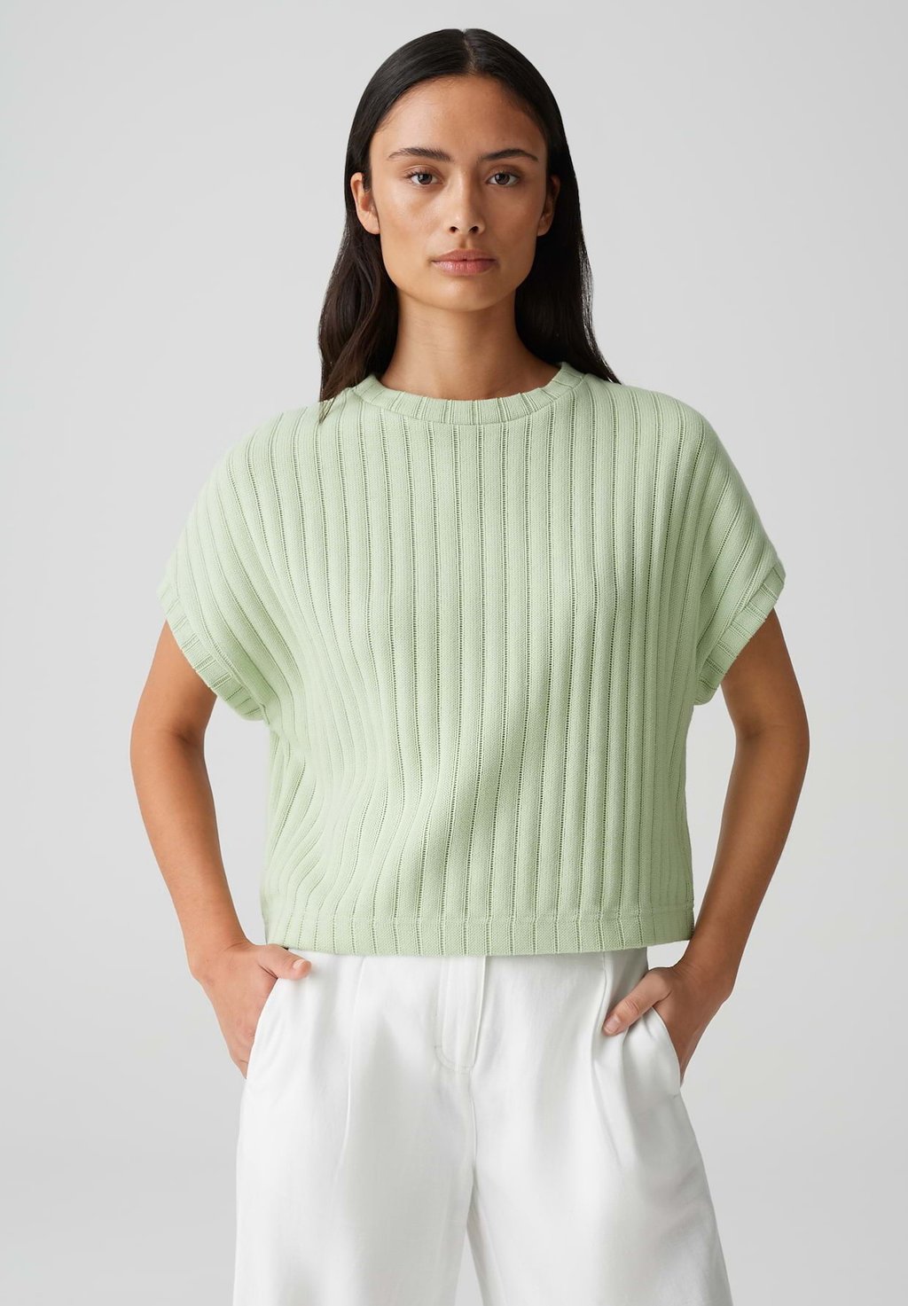 

Базовая футболка OVERSIZED FIT OPUS, зеленый