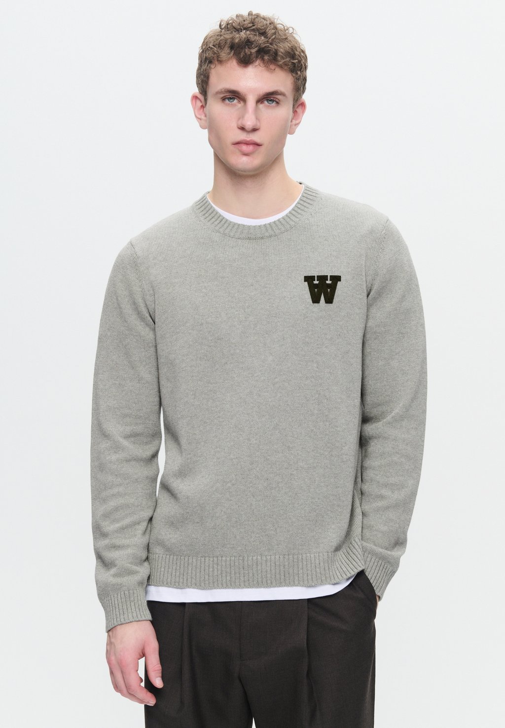 

Свитер WW TAY CREW LOGO DOUBLE A BY W.W., светло-серый
