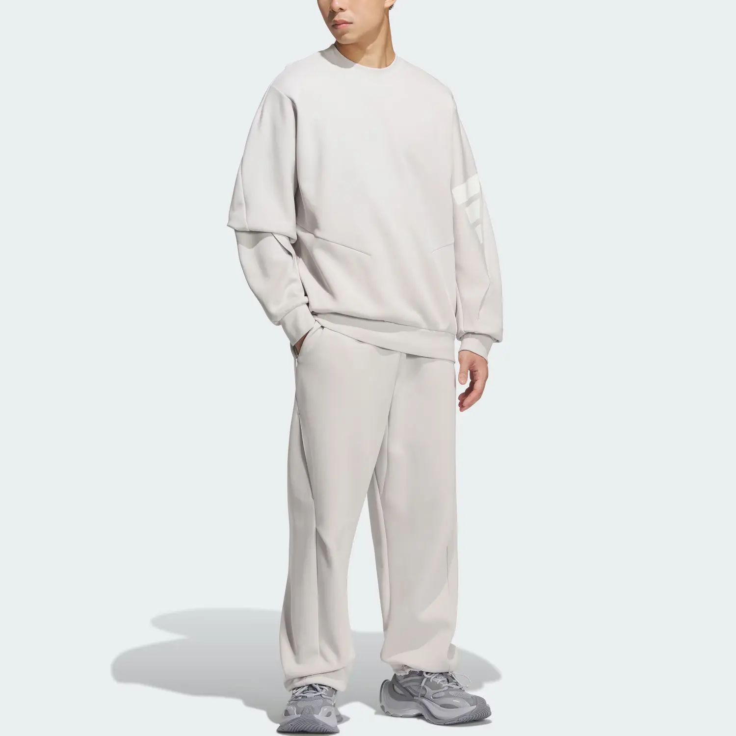 Свитшот FOS FUTURE STYLE SWEAT CREW мужская Adidas, светло-серый — фото 2
