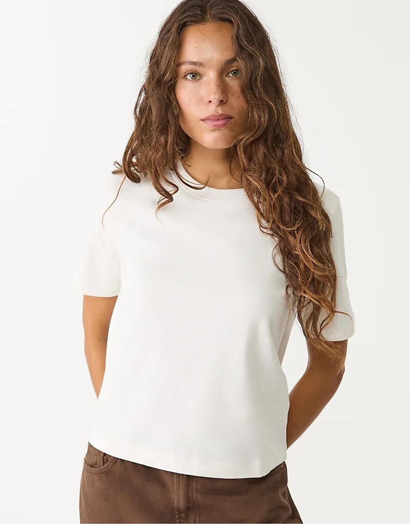 

Футболка Stradivarius heavyweight Regular Fit в цвете экрю
