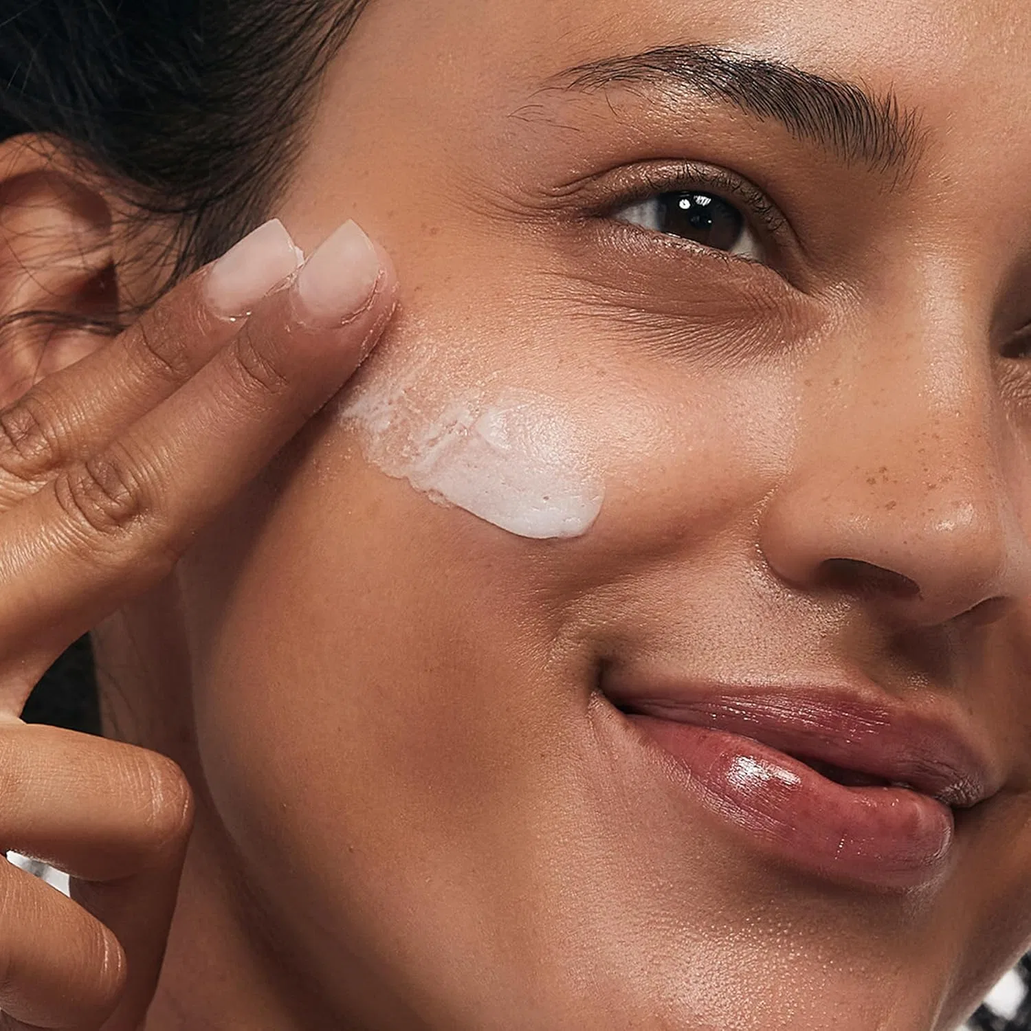 Скраб для лица Vasanti Cosmetics с папайей и алоэ, 20 г — фото 3