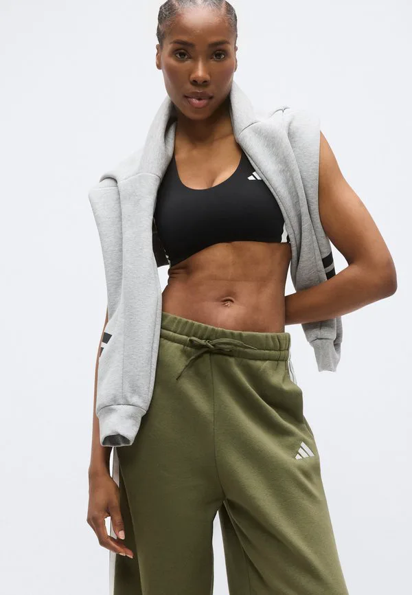 Спортивные штаны Adidas Sportswear, Olive Strata — фото 4