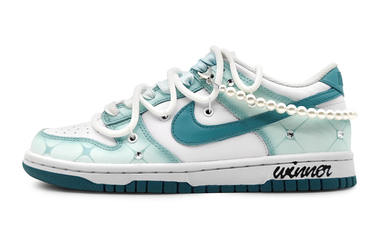 

Кроссовки Nike Dunk Skateboard Shoes Women's Low-Top White