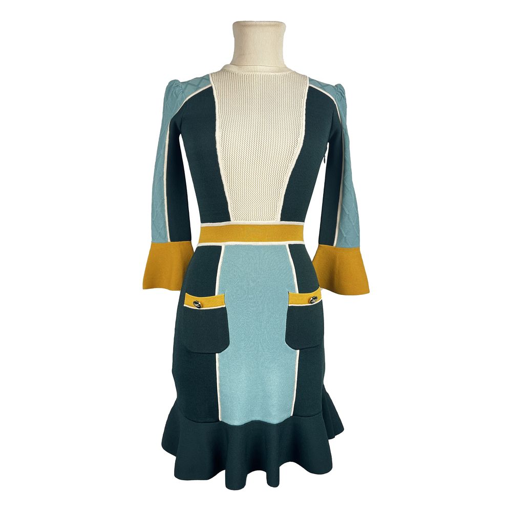 

Платье-стрейч Emerald Elegance с воротником-стойкой Elisabetta Franchi, зеленый