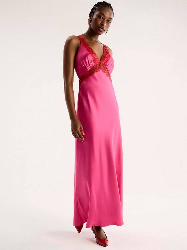 

Платье Aurelia с отделкой из сатинового кружева OMNES, Cerise/Red