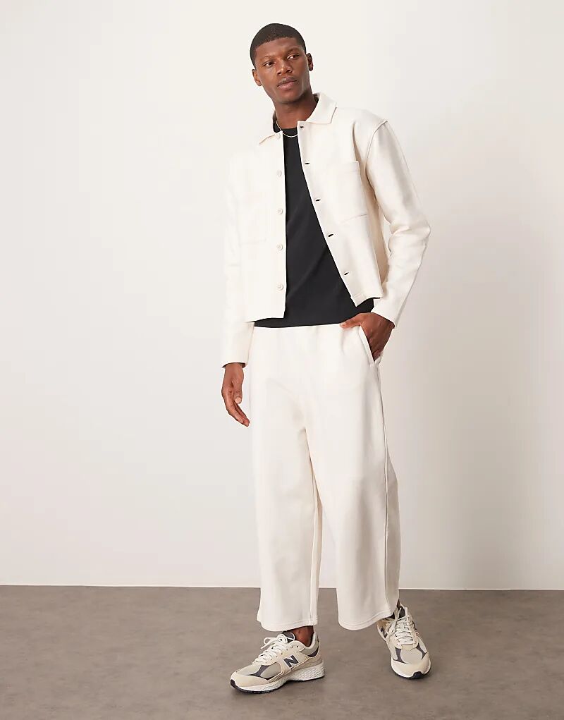 

Укороченные свободные спортивные брюки ASOS DESIGN премиум-класса плотностью 400 г/м² цвета экрю