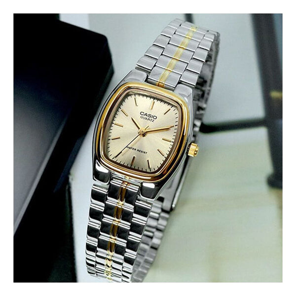 

Часы CASIO Quartz Waterproof Silver Analog, цвет silver