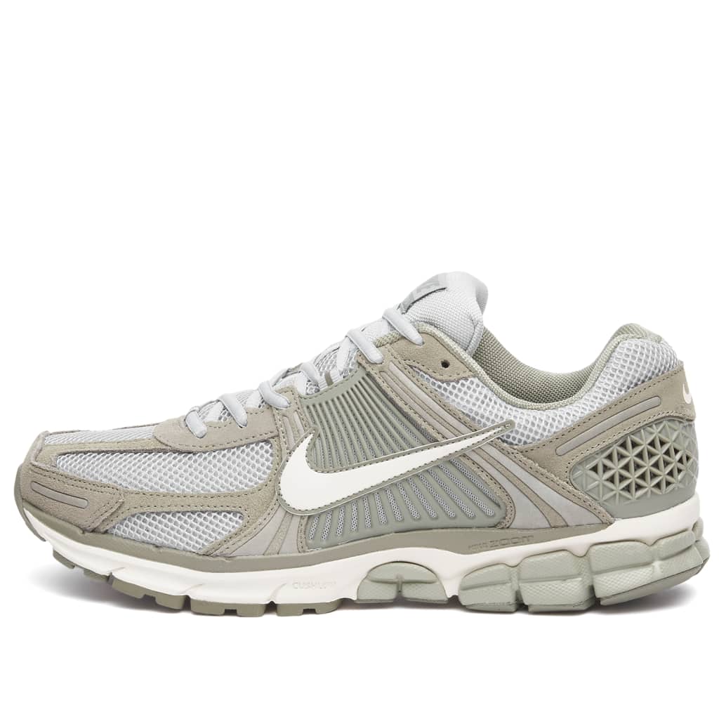 

Кроссовки Zoom Vomero 5 SDE Sneaker Nike, мультиколор